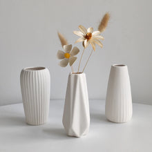 Handcrafted Ceramic Hydroponic Vase