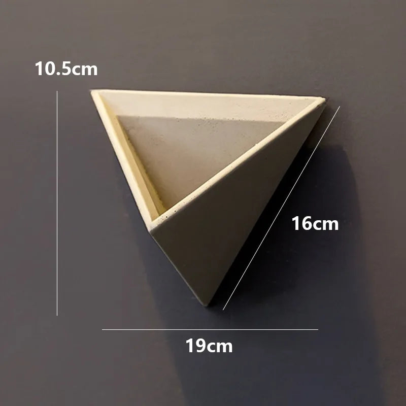 Wall-Mounted Ikebana Stem Vase